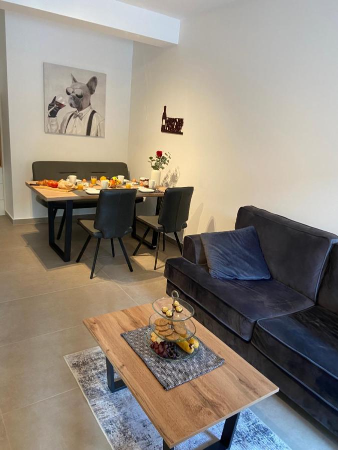 Apartment Lucie - NEU, direkt am Meer und mit Strandzugang!!! Plomin Exterior foto